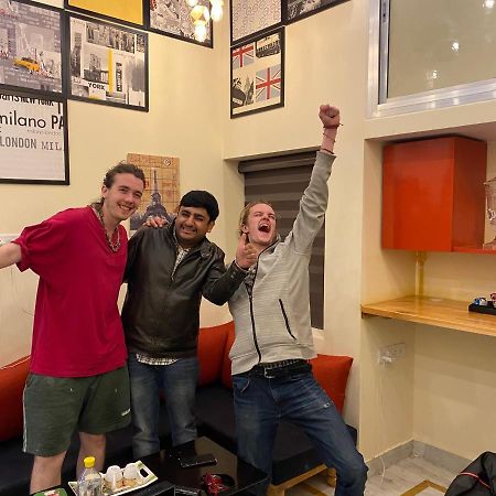 بيت شباب Backpackers Den لاكناو المظهر الخارجي الصورة
